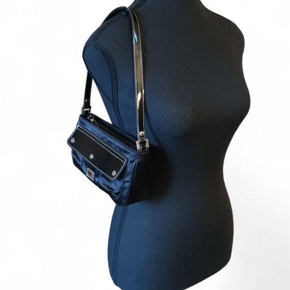 GUESS Vintage Y2K Mini Baguette Black Satin Vegan Patent Leather - Picture 2 of 14